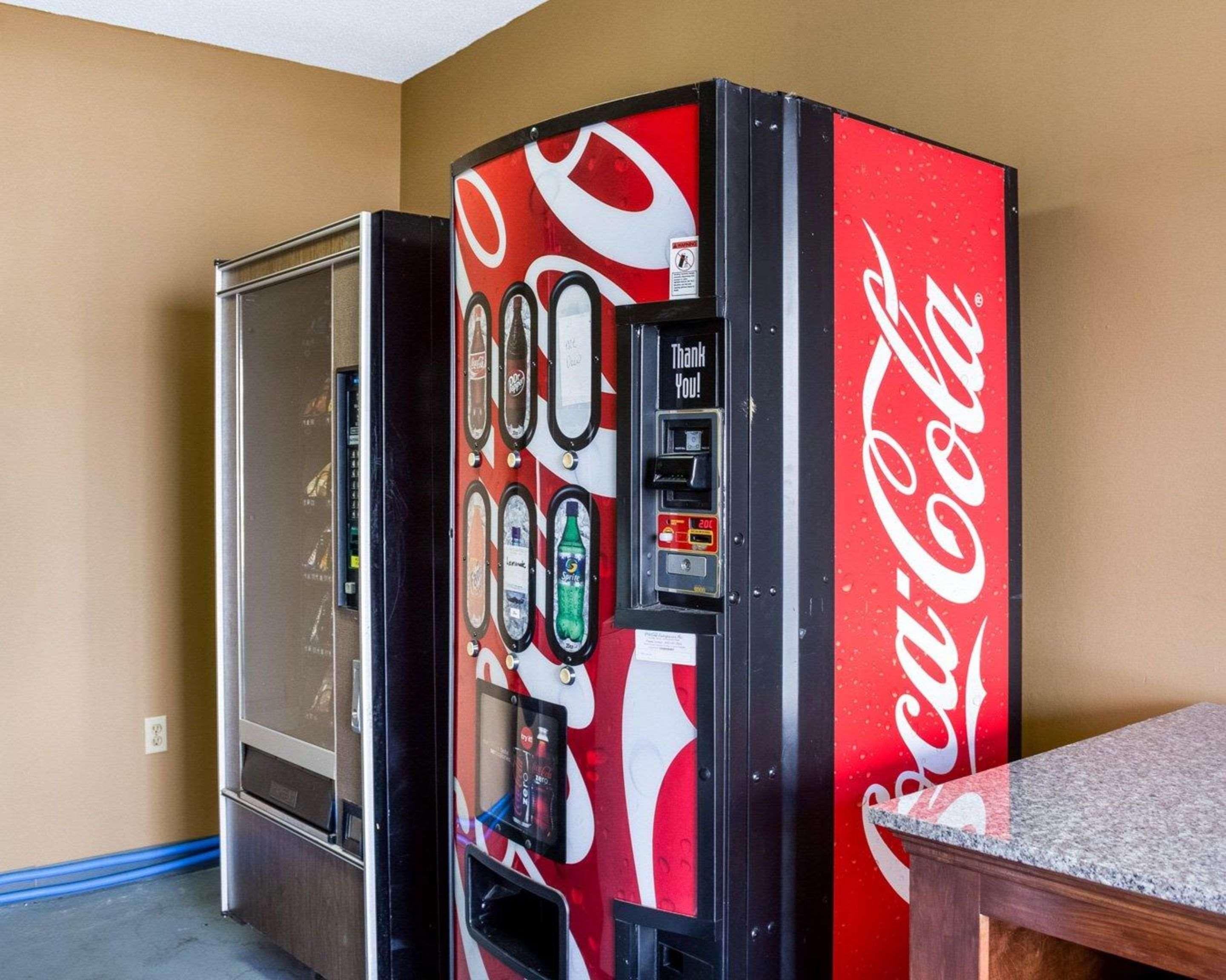 Econo Lodge By Choice Greenville Bagian luar foto
