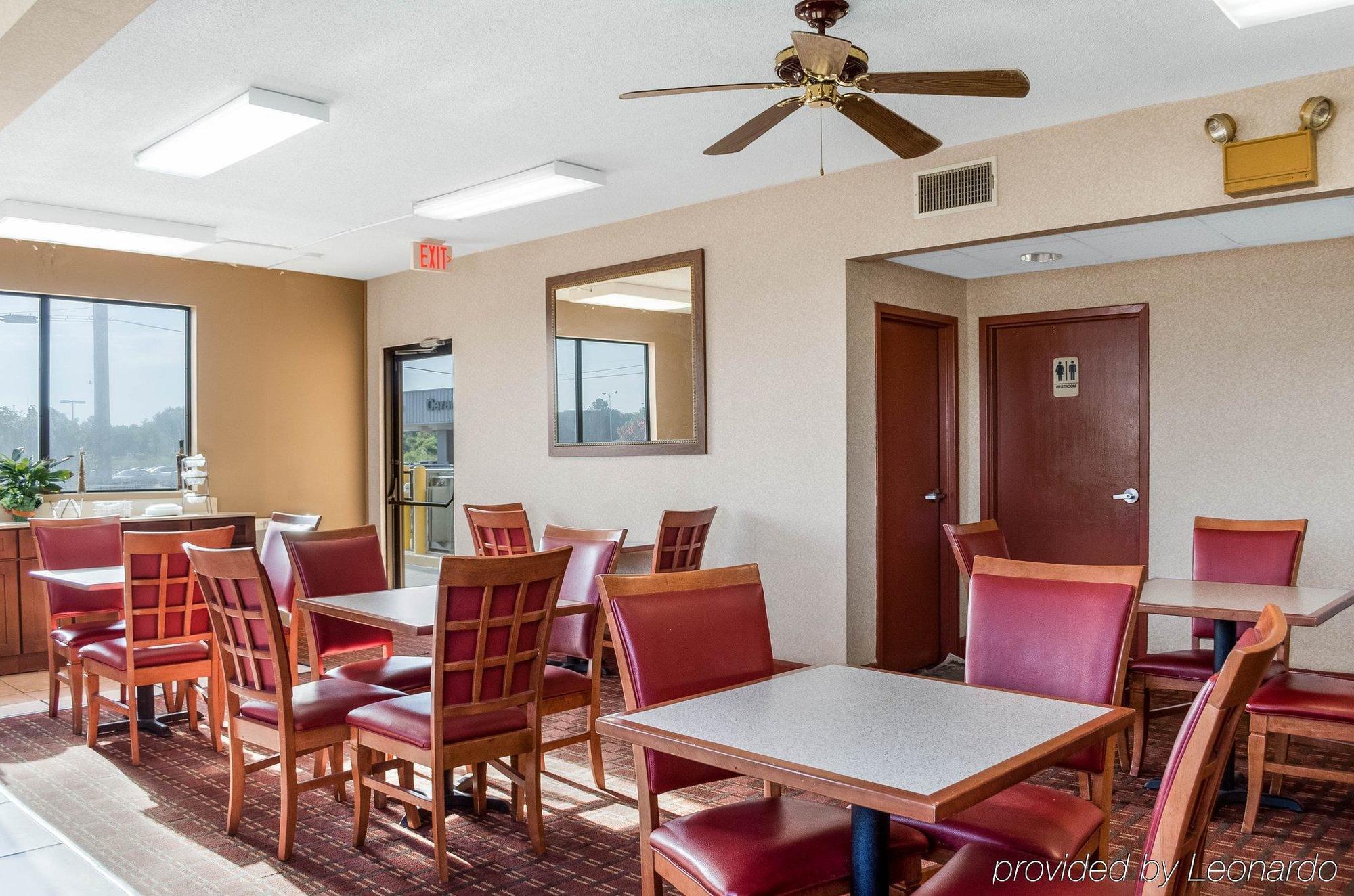 Econo Lodge By Choice Greenville Bagian luar foto