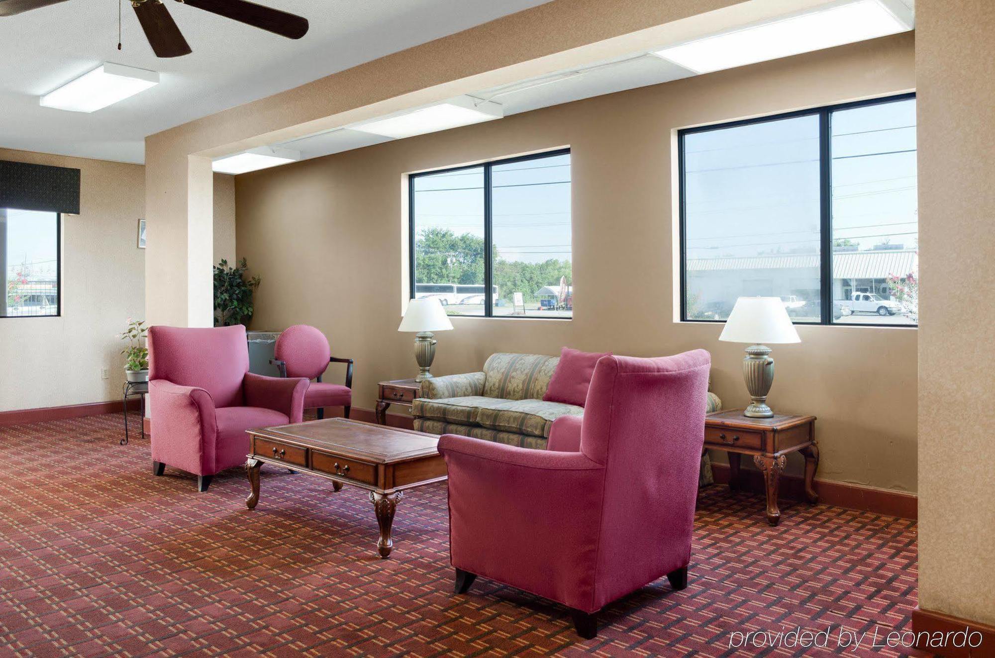 Econo Lodge By Choice Greenville Bagian luar foto