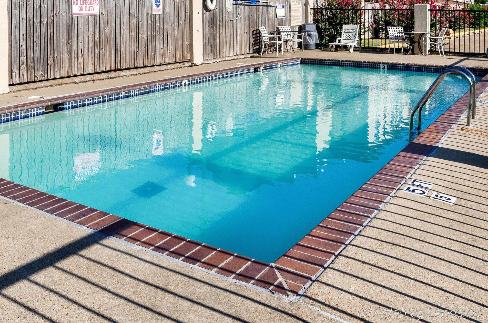 Econo Lodge By Choice Greenville Bagian luar foto